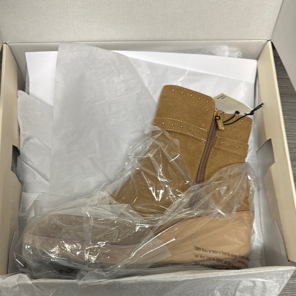 Anne Klein Pamela Booties (WATER RESISTANT) - Picture 2 of 6